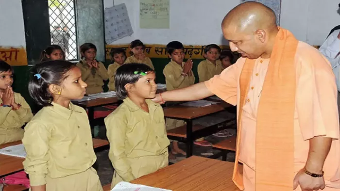 Now no bag will go to school, children in UP, the government has issued Rs 280 crore – Yogi Adityanath government released Rs 280 crores for school bags and others for students