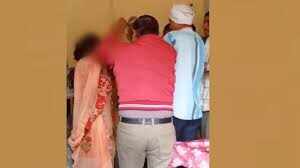 In Udaipur, the women’s secretary hit her own employee with a stick, walked away