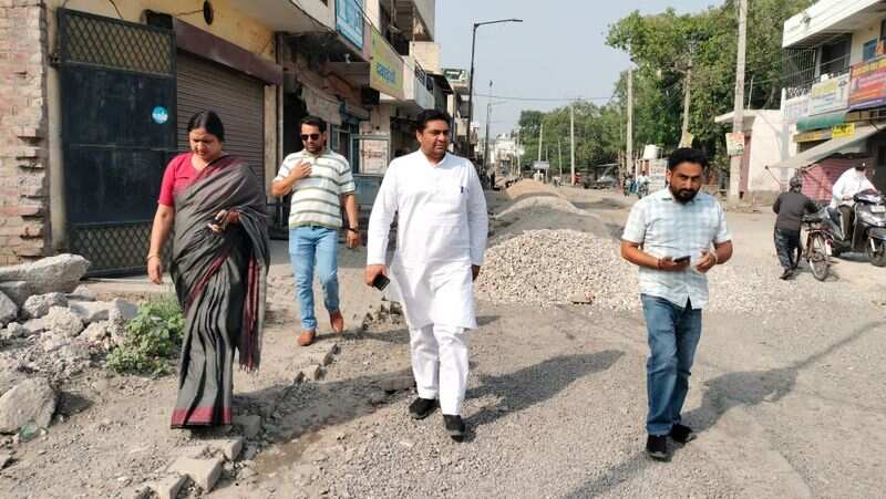 The mayor inspected the road construction work in Jagadhri