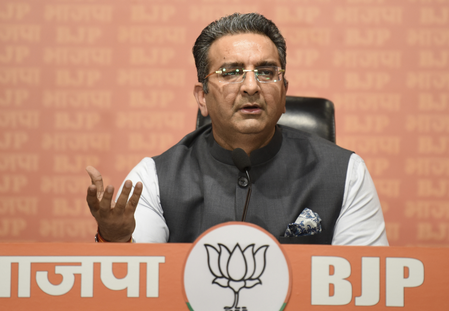 Gaurav Bhatia attacked SP: Question on the insult of wing commander Vyomika Singh, he told “thunderstorm” to India Alliance