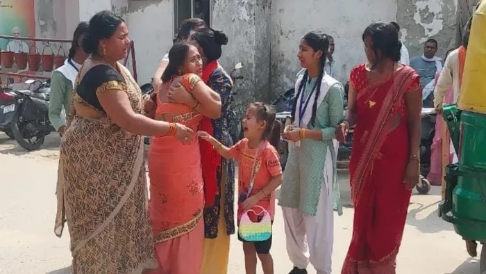 Deoria News: Tilak’s preparation was underway, Bolero crushed the innocent play at the door; Death