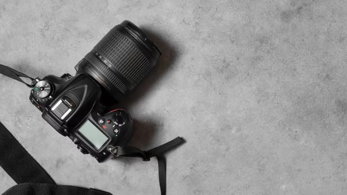 Sony Alpha vs Nikon D Series: Which DSLR brand camera is good?