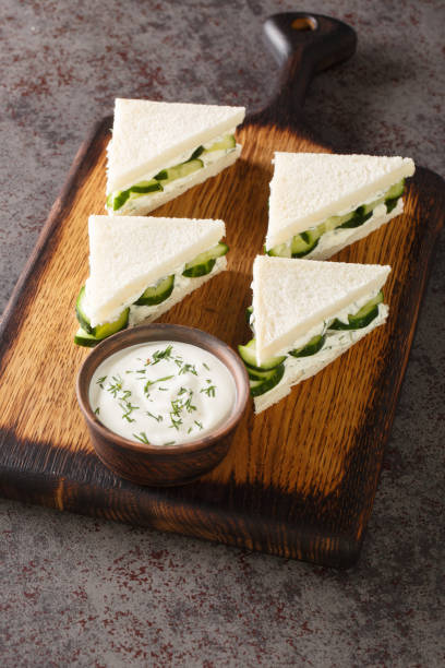 Make creamy cukumbal sandwich in summer