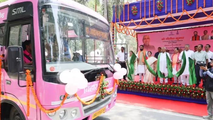 Bhagalpur Pink Bus: Gift of 26 Deluxe buses, including 2 Pinks received by Bhagalpur, see root and time table – Bhagalpur gets 24 deluxe and two pink buses watching routes and features