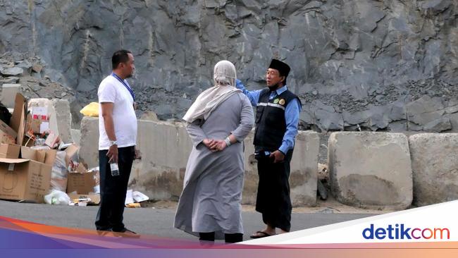 Information on Mecca -Again for Pilgrims can reach the temperature 46 degrees Celsius