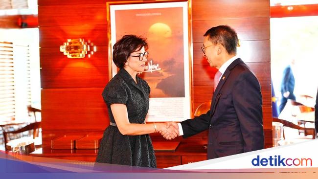 Fadli Zon meets the French Menbud Menbud and discusses the strengthening of cultural cooperation