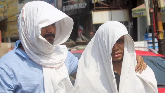On the weather: a little relief from the morning in Hapur, the scorching heat should be confronted throughout the day – the weather relief of the drop in Haapur, followed by intense heat