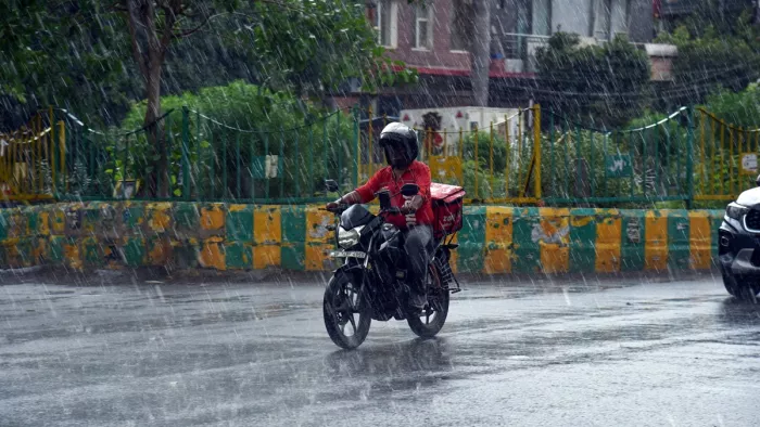 Again: Warning of thunderstorms from Delhi to Up-Bihar, will run in Rajasthan; Update for Monsoon – Again Update North – India Heatwave