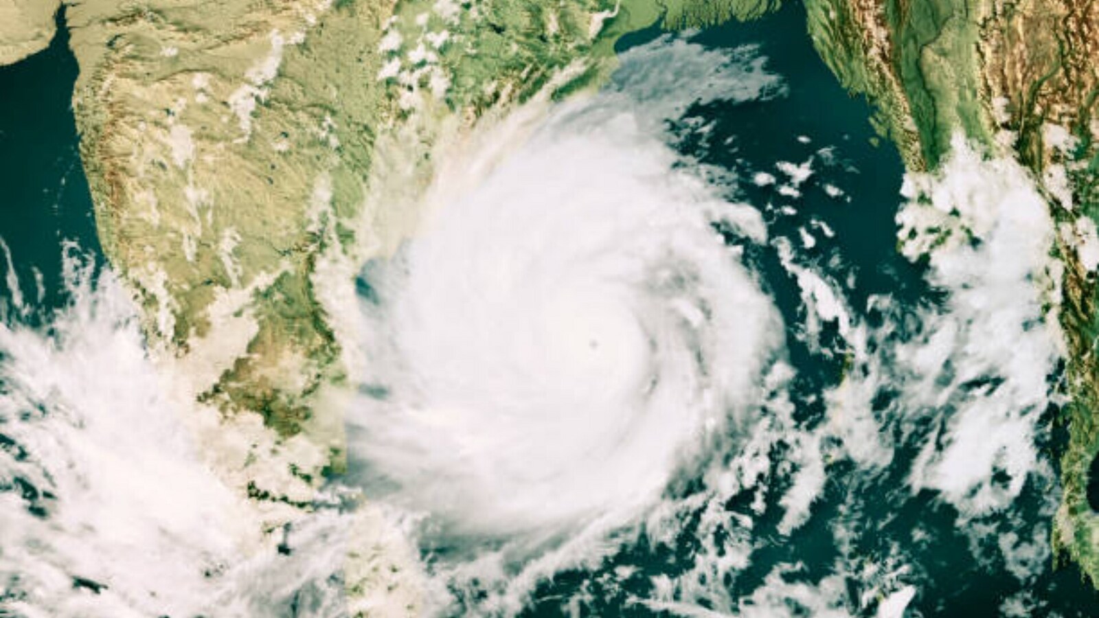 False ‘Cyclone Shakti’ news sparks panic; With Expert explains cyclonic circulation vs Storm | Today news