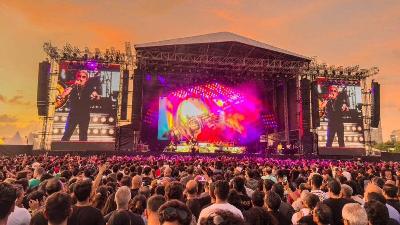 Guns N ‘Roses Rocks Stage with iconic hits after 13 years; Netizens Buzz ‘Greatest Experience’ | Check out Mumbai concert | Mint