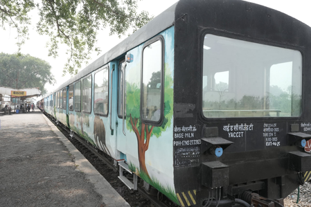 Special: Love Thrill, so for the first time in the country Vistadom Train Service started