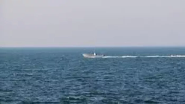 Suspected boat seen on the Gujarat coast, warning safety agencies; Helicopter deployed for investigation – Suspicious boat seen outside Gujarat Coast Security Agencies Alert