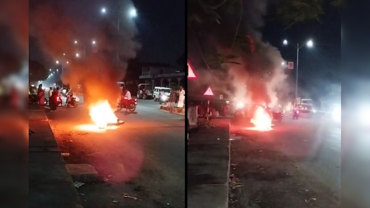 Bike Fire Video: Fire in Bike running in Singrauli has arisen strong flames