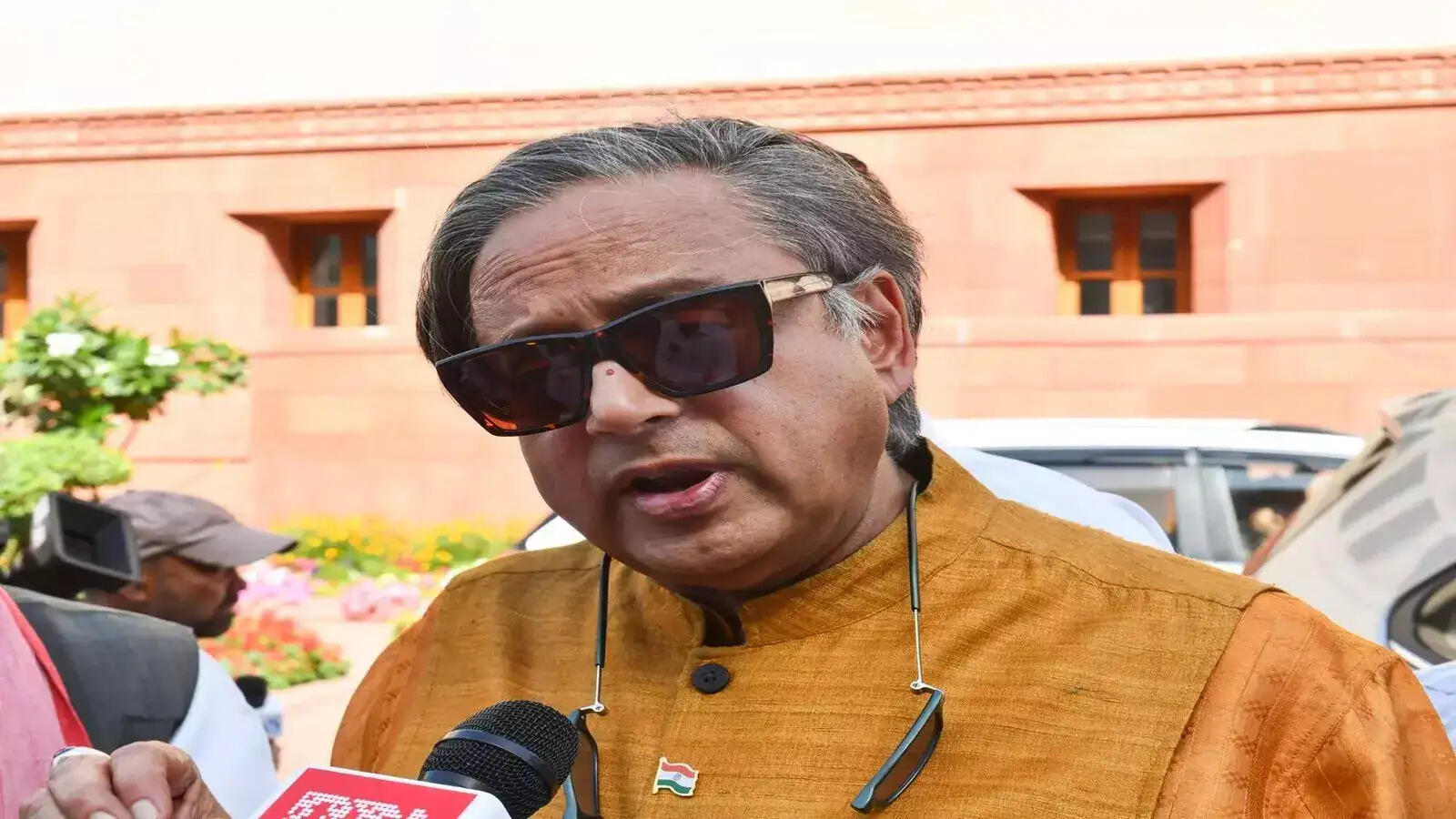 Important responsibility to give Modi government to Shashi Tharoor … Pakistan will open abroad
