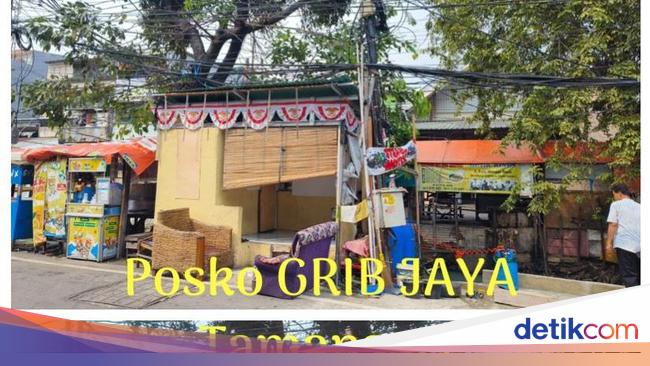 The police change the Ormas post in Tamansari West Jakarta to become a monitoring post