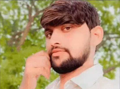 If after which the niece had to kill him, he was killed, an active member of the gang of the Dacoit was accused