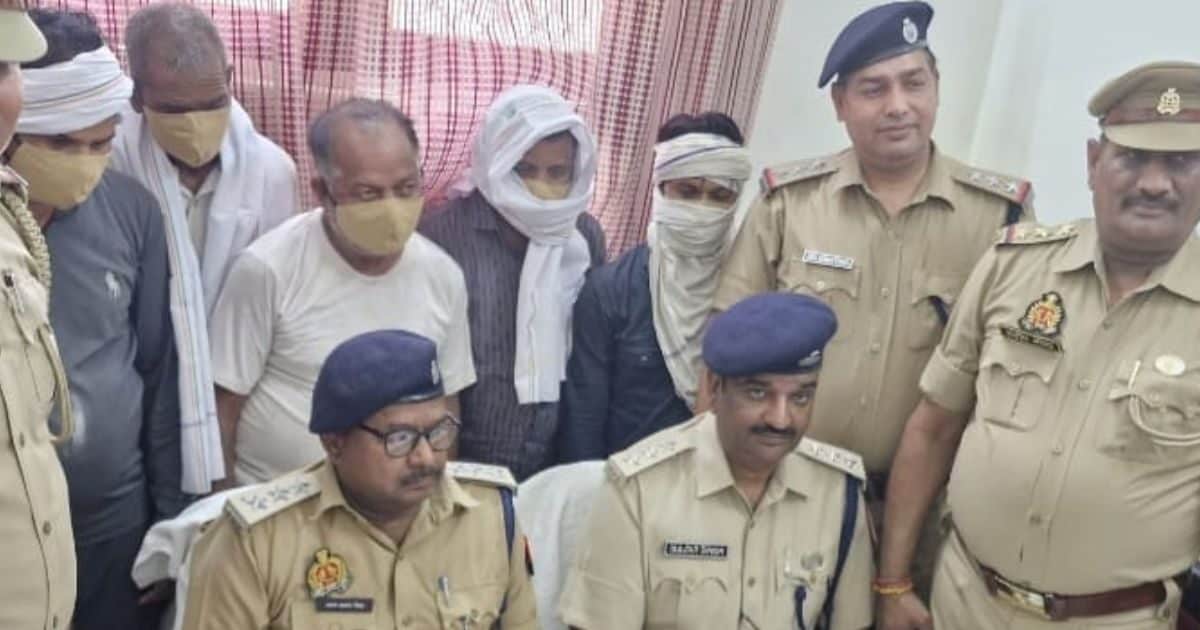 5 People sitting on the station, Hidden Bag, RPF asked Bole Saheb empty, but …