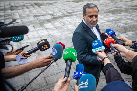 Iran is considering participating in the next round of talks with America: Araghchi
