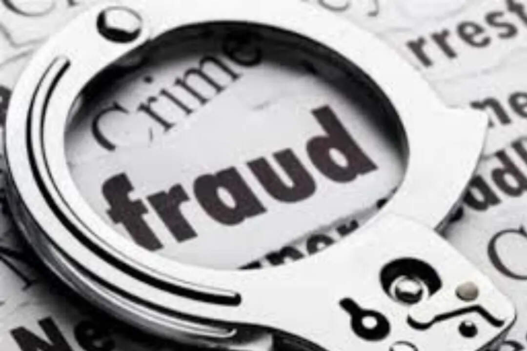 Companies cheated on 22 people to make partners, Girl’s Diamond Ring, Courier Boy Word Chain