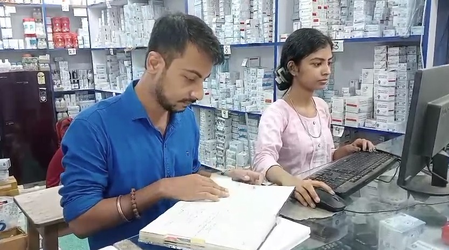 Bengal: The residents of Ghola get cheap medicine by Jan Aushadhi Kendras