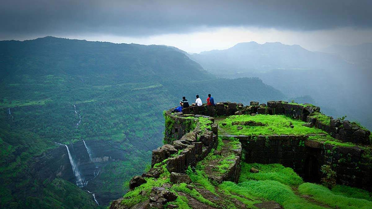 Do you also plan a small trip in Lonavala, do not forget to see these three places, otherwise you will be regretted later