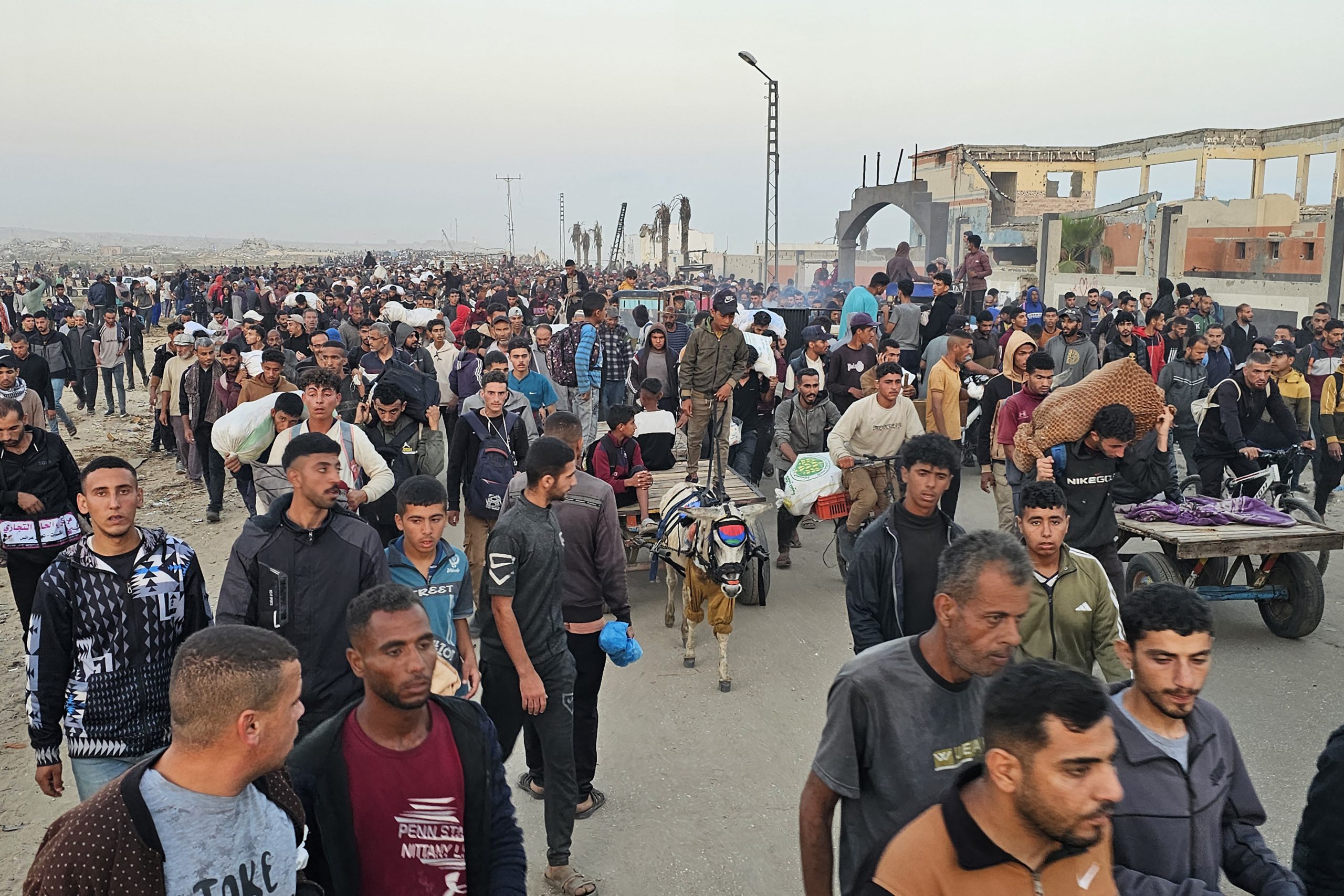 Israel Kills 32 Palestinians Waiting for Food at US-Backed Gaza Aid Sites