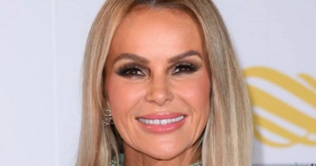 amanda-holden-buys-‘magic’-elizabeth-arden-cream-on-repeat-and-it’s-half-mark