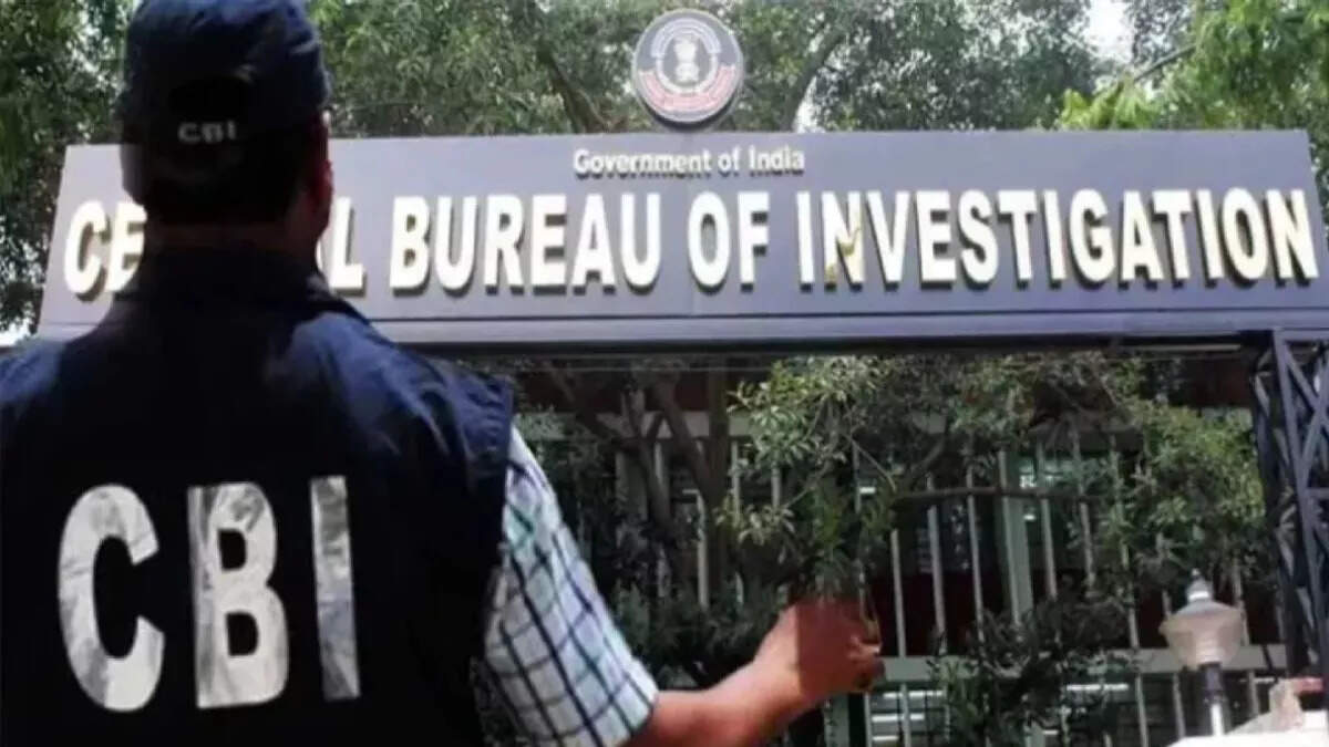 Three arrested from Mahwarranj in international cyber fraud