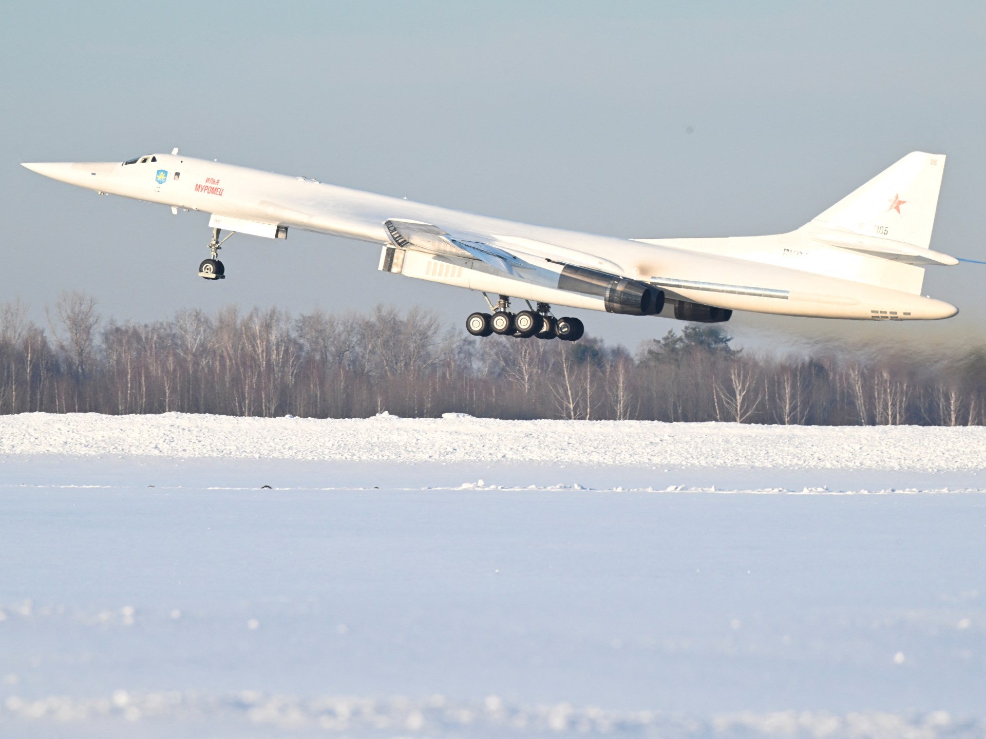 ukrainian-drones-target-russian-airbases-in-unprecedentated-operation-|-russia-ukraine-war-news