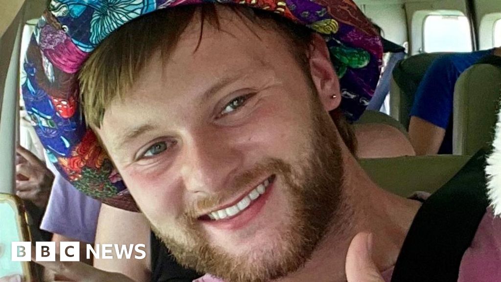 aged-traipse-all-over-the-world-neatly-known-particular-person-sam-gardiner-dies-after-atomize
