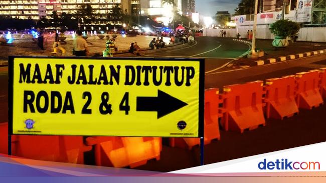 There is a Pancasila Day ceremony, the traffic around the central Jakarta Banteng field is derived