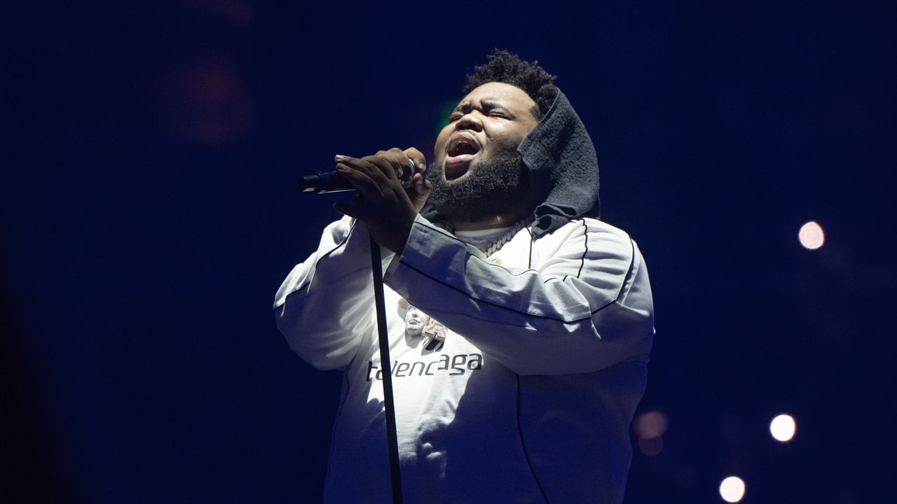 rod-wave’s-attornys-say-rapper-is-victim-of-a-burglary-after-arrest-on-assault-charges