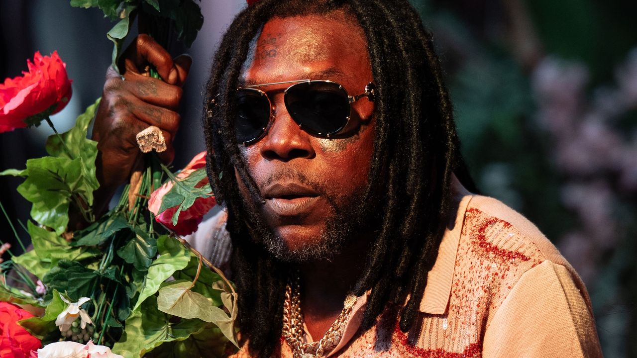vybz-cartel-publicizes-2025-tour,-shares-video-for-new-tune:-survey