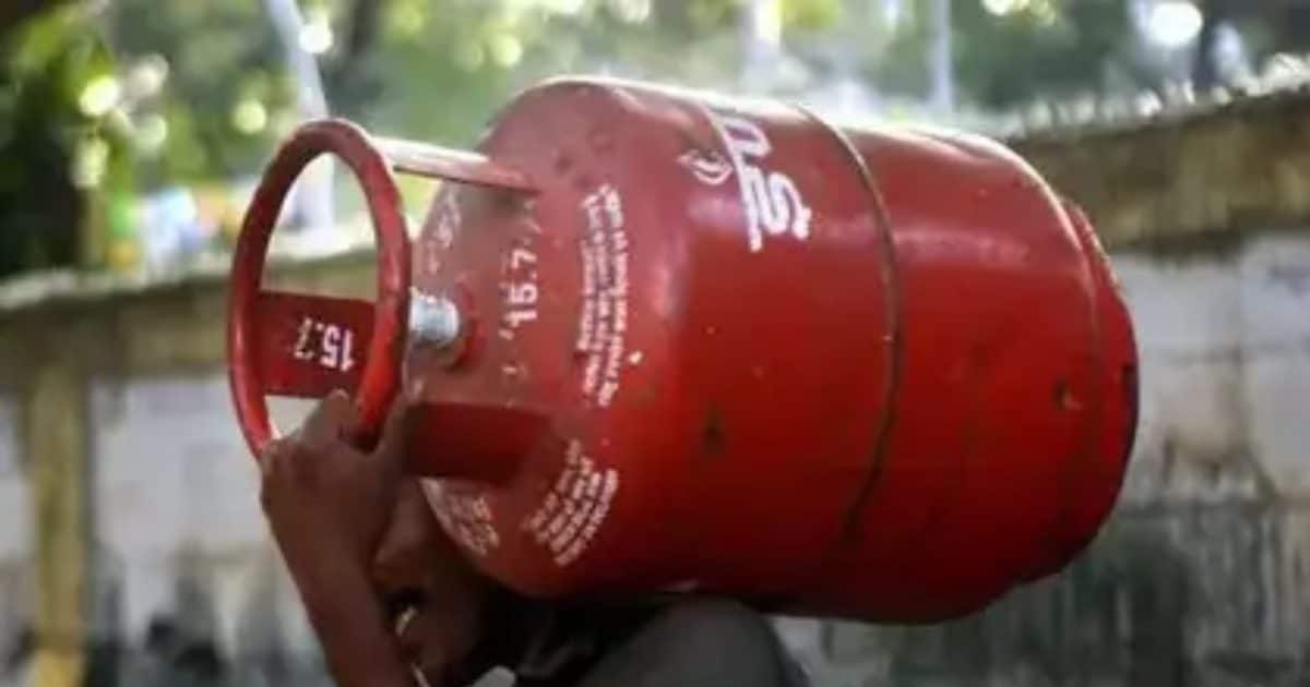Write hello on WhatsApp and send it as soon as you play a pinch gas cylinder know the number and the right way