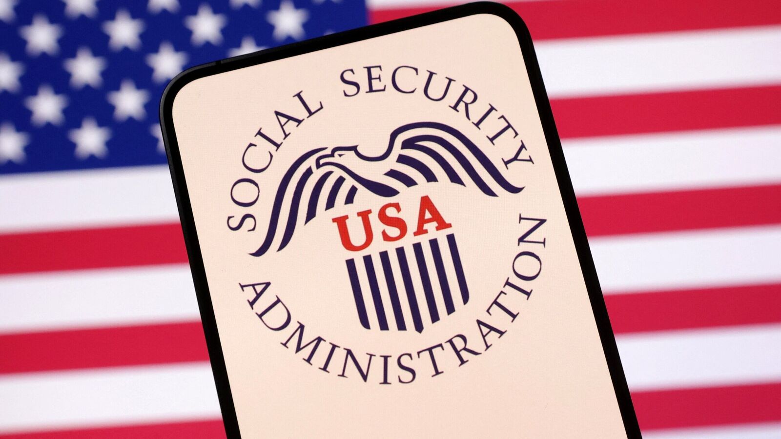 Social security check can shrink for 450,000 older Americans in June over defaults of student loans; Payment dates to know | Today news