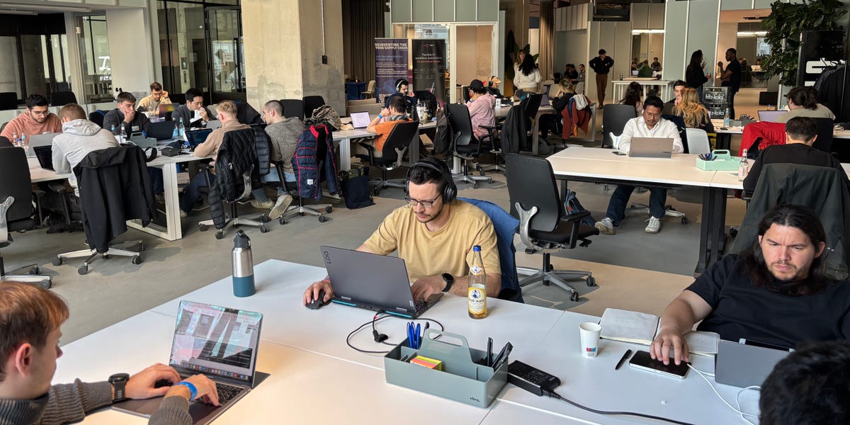 starttubs-are-touring-to-hackathons-to-snap-up-high-he-expertise