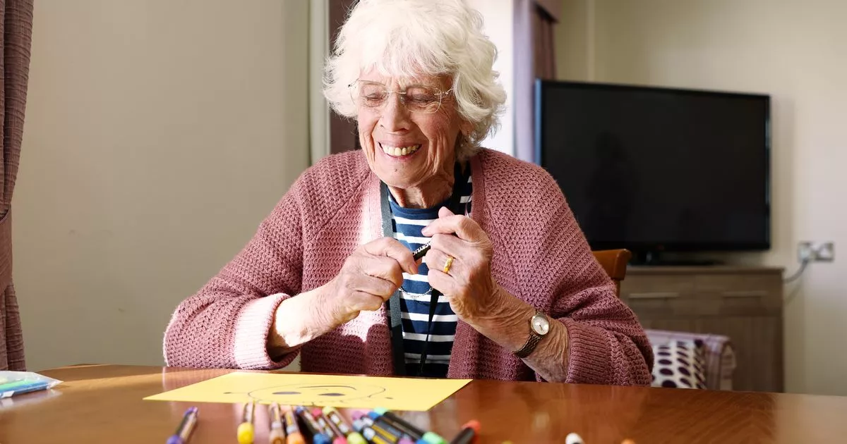 Exact Age Adults Lose Touch With Friends – As Study Reveals Importance of Staying Connected – ryan