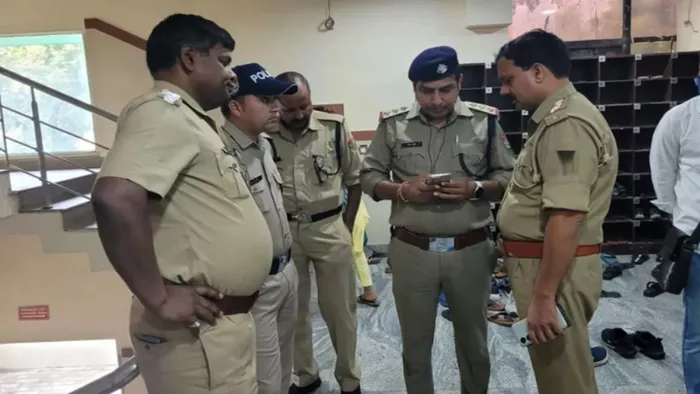 Odisha Crime: Woman did not serve eggs, the man was furious, he was killed by hitting a pipe on his head – a man killed his wife for not serving egg curry for lunch in Odisha