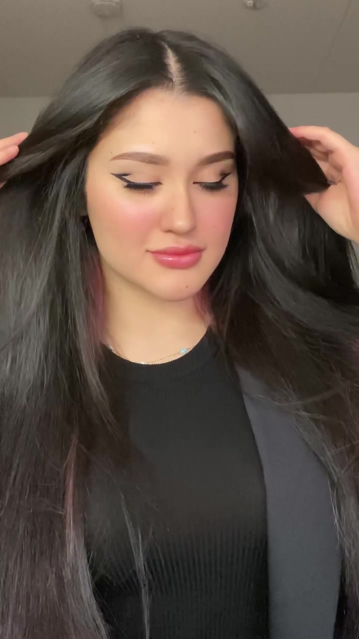 @maryam-alkh-احلا-ايلاينر-مغرمة-في-يعطي-سحبة-للعين-مو-طبيعية-اعتمدوا-بنات-خياا…