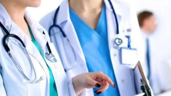 Five doctors will be rejected for insensitive behavior with patients in UP, Deputy -CM has issued instructions – five doctors discharged for insensitive treatment of patients