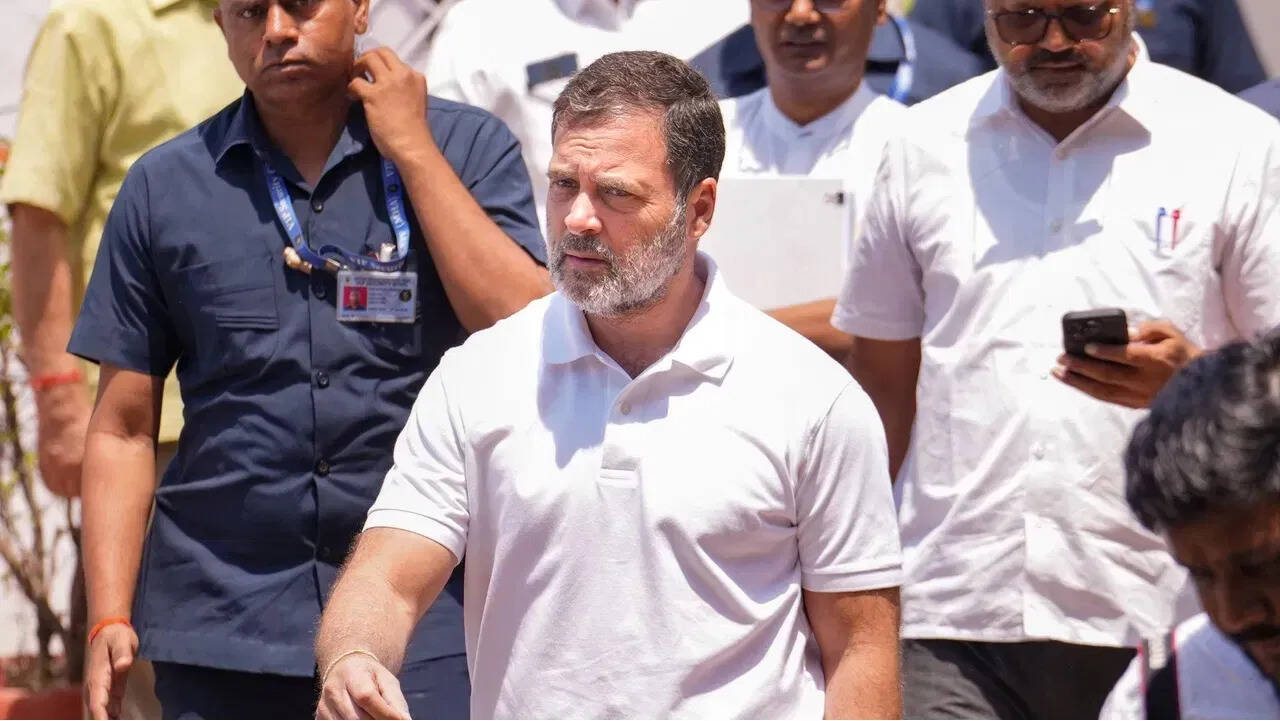 Not available warrant issued against Rahul Gandhi, challenge in the Jharkhand High Court; What is the matter?