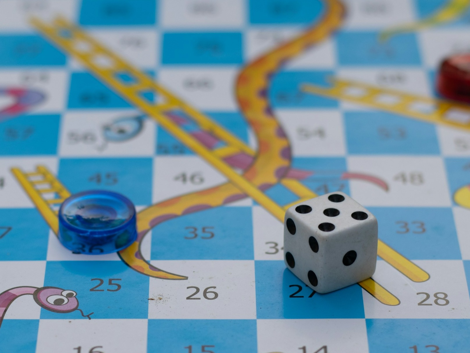 10 indoor games of old fashion