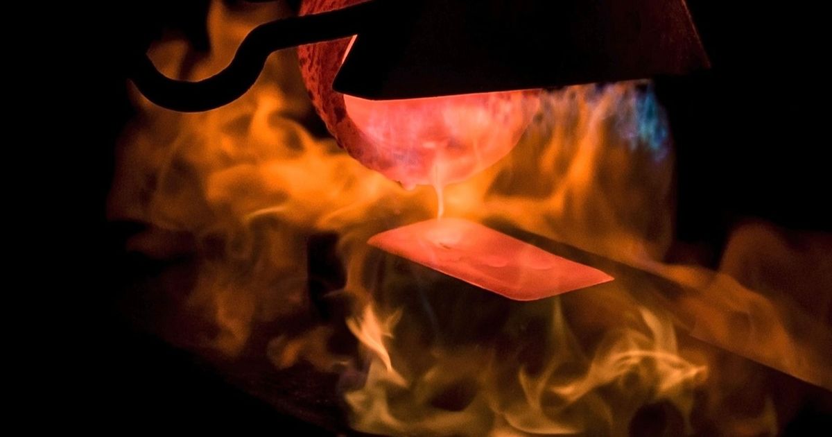 Gold prices are rising to US data that increases expectations of interest reductions