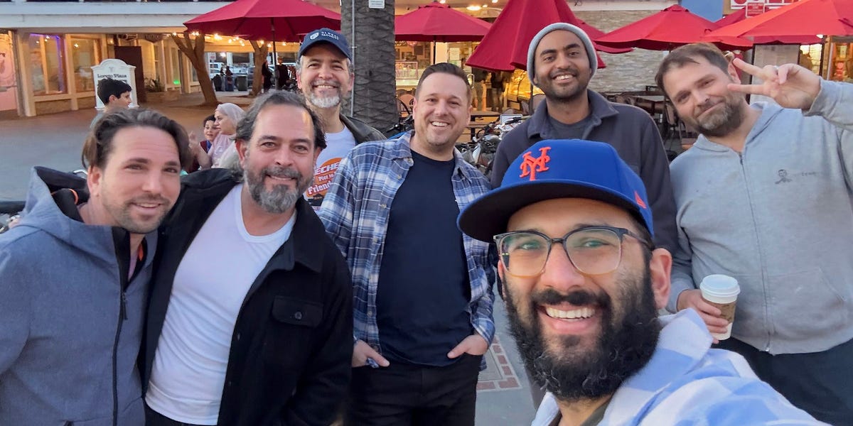 i-started-a-men’s-walking-team-in-la-to-wrestle-male-loneliness