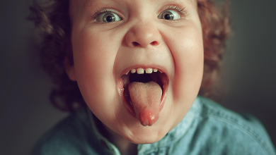 How does the tongue know how to taste?