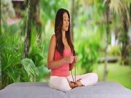 Know in the video that miraculous health benefits at regular hymns of gayatri -mantra, know what science is saying about this mantra