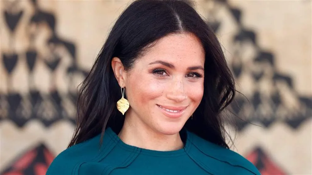 megan-markle-faces-harsh-criticism-for-her-unsuitable-dance-during-her-being-pregnant