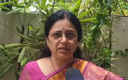 CM SiddaramaAh’s statement insensitive to Bengaluru Stampede, Rahul’s statement high treason: Medha Kulkarni