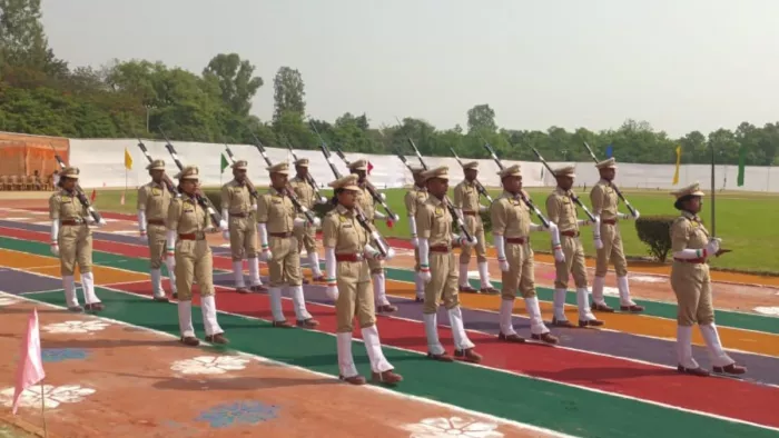 UP Police: UP The police received 34 Deputy -Sp, DG Training Lee Parade Salute -34 Deputy SP joins Uttar Pradesh police after going out the parade