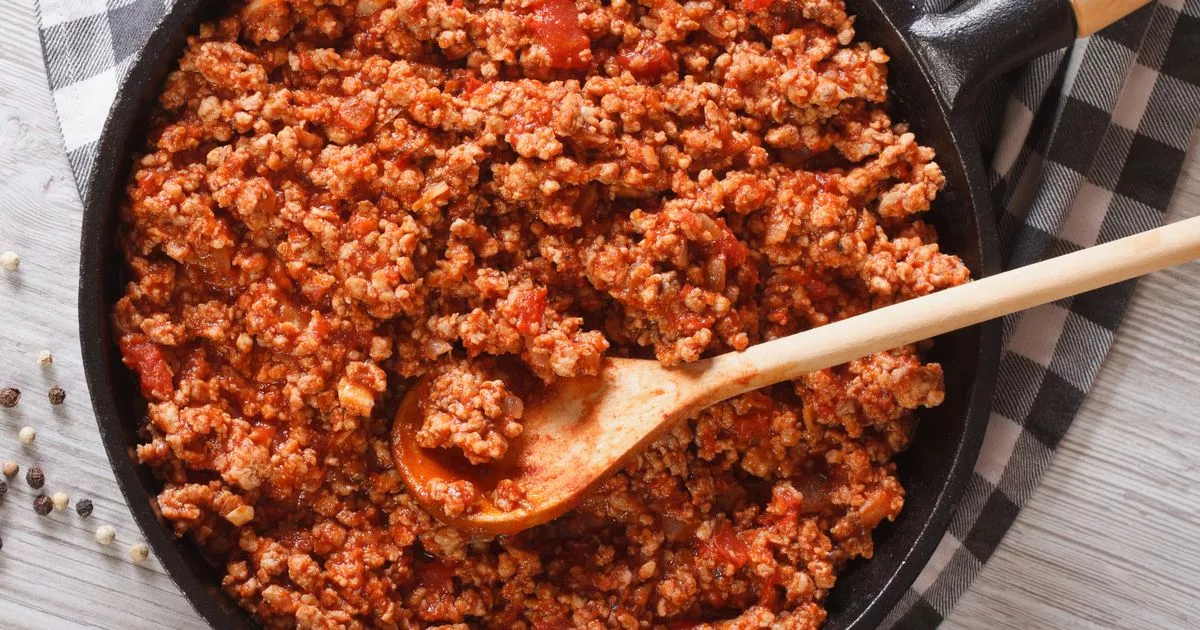 Mince Meat Tastes MUCH BETTER WENHE COOKED UNIL IT REACHES CERTAIN COLOUR – ryan